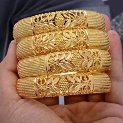 D&J Royal Heritage Heavy Gold Bangles Set